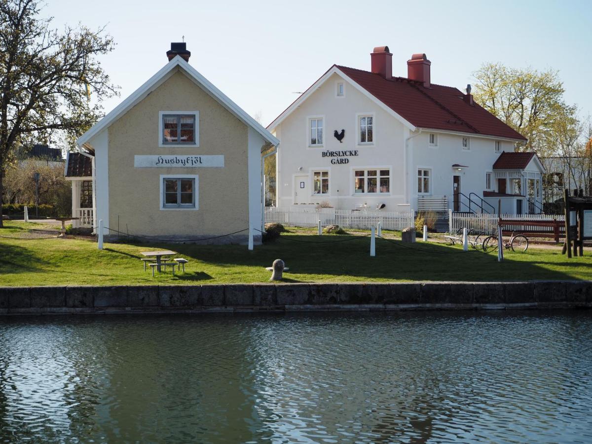 Stenkullens Gardshus Borensberg エクステリア 写真